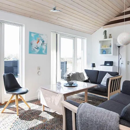 度假居 Four-bedroom Holiday In Vaeggerlose 16 Bøtø By